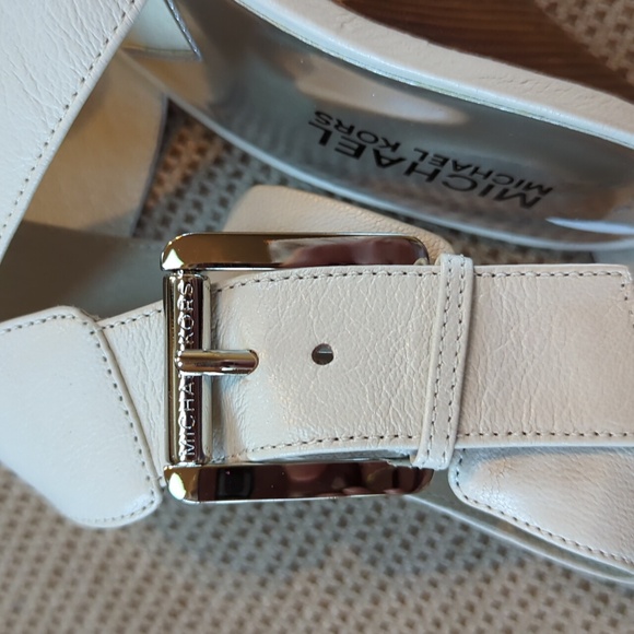 Michael Kors, bone colored strappy heels. Size 8 - Picture 4 of 9